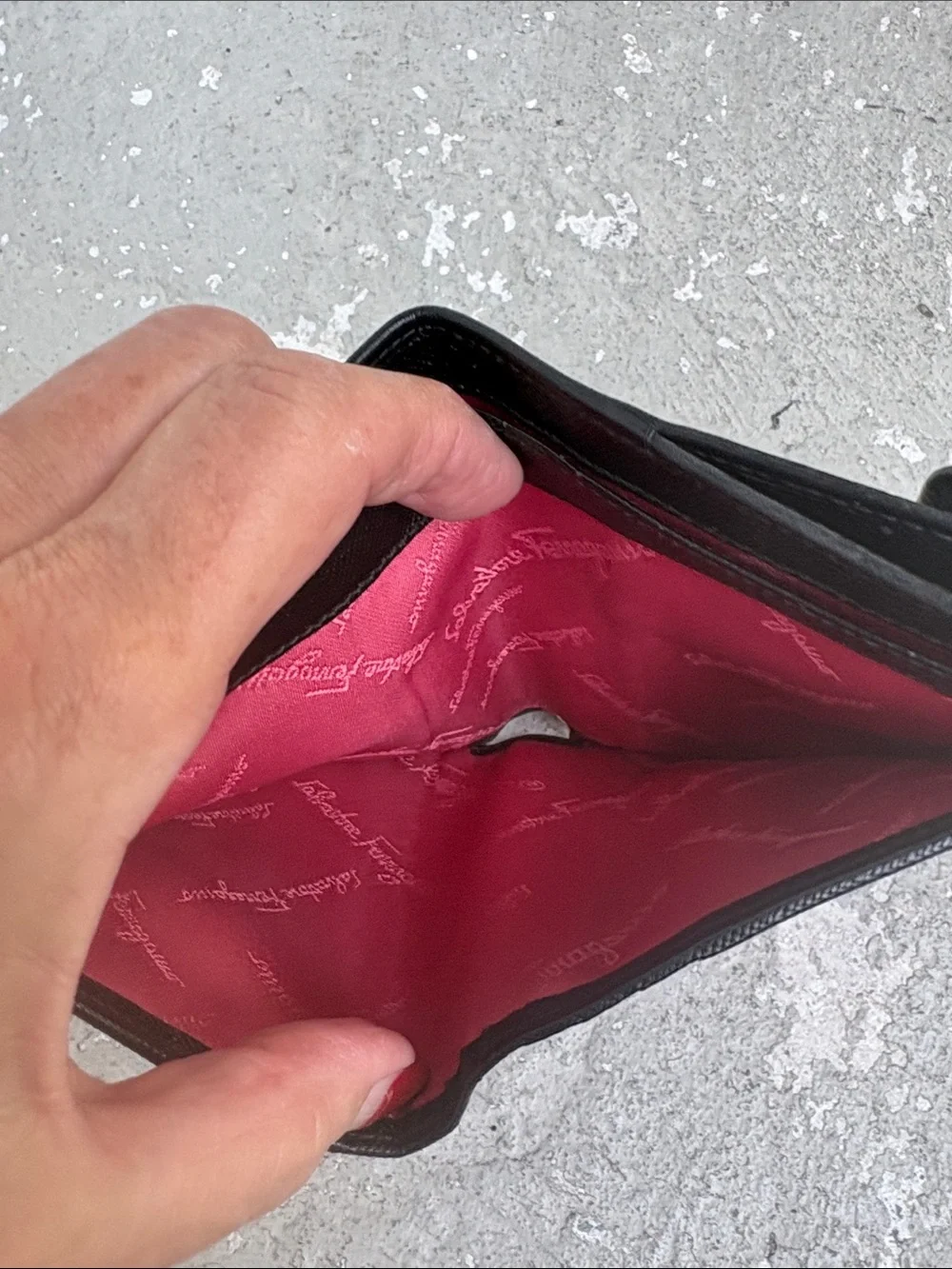 Ferragamo bow wallet